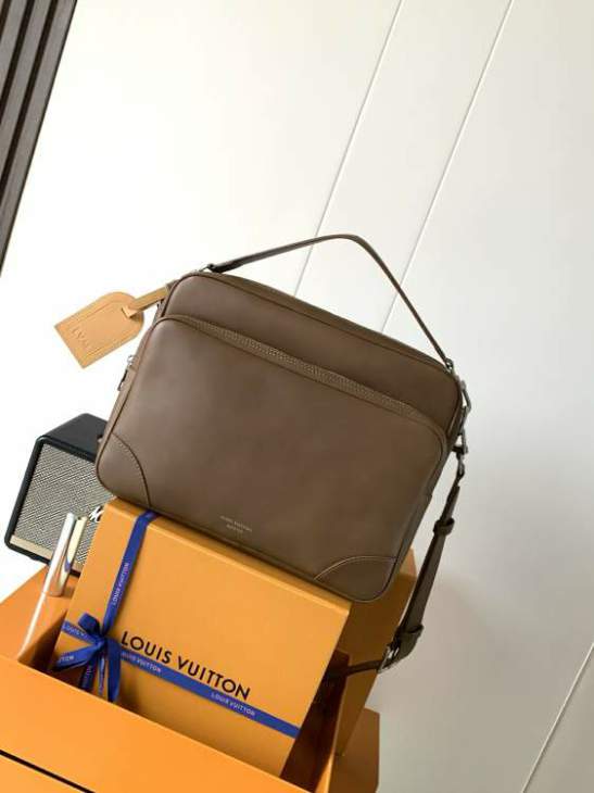 Picture of Louis Vuitton Handbags _SKUfw241655660fw